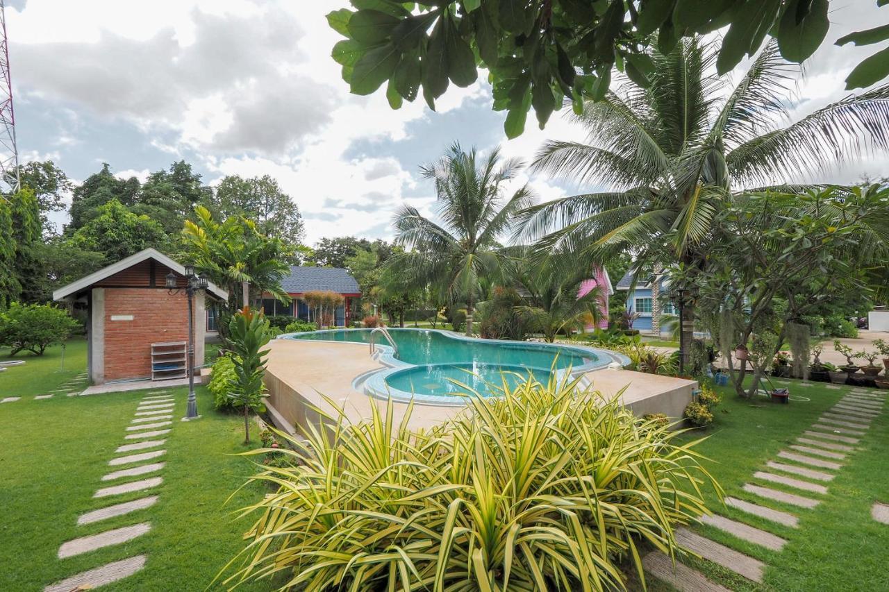 Oyo 75339 Full Frame Resort Kanchanaburi Exterior photo